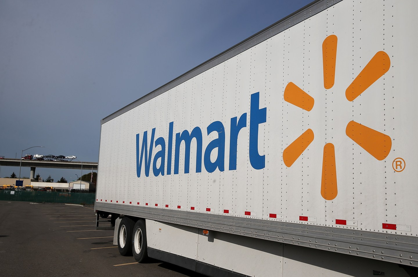 Wal-Mart Posts 21 Percent Drop In Q4 Profit