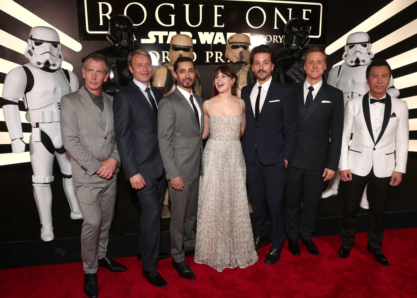 Premiere Of Walt Disney Pictures And Lucasfilm's "Rogue One: A Star Wars Story" - Red Carpet