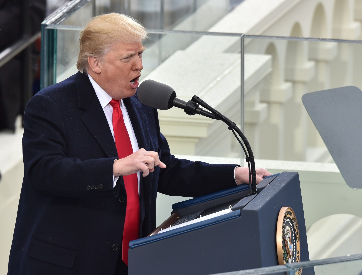 US-POLITICS-TRUMP-INAUGURATION-SWEARING IN