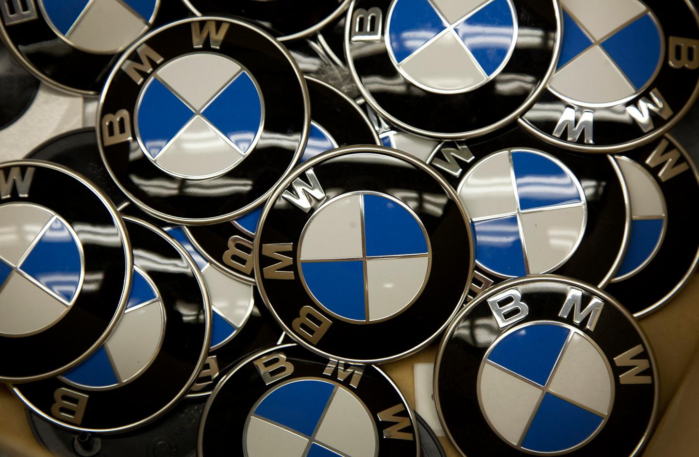 BMW Plans To Invest $900 Million At U.S. Plant For New X4 SUV