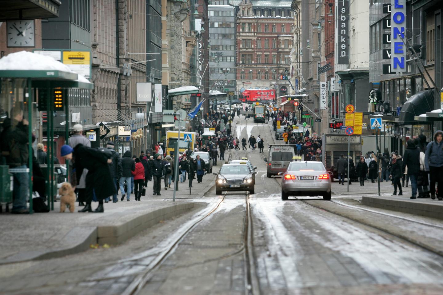 General Retail And Currency In The Finnish Capital