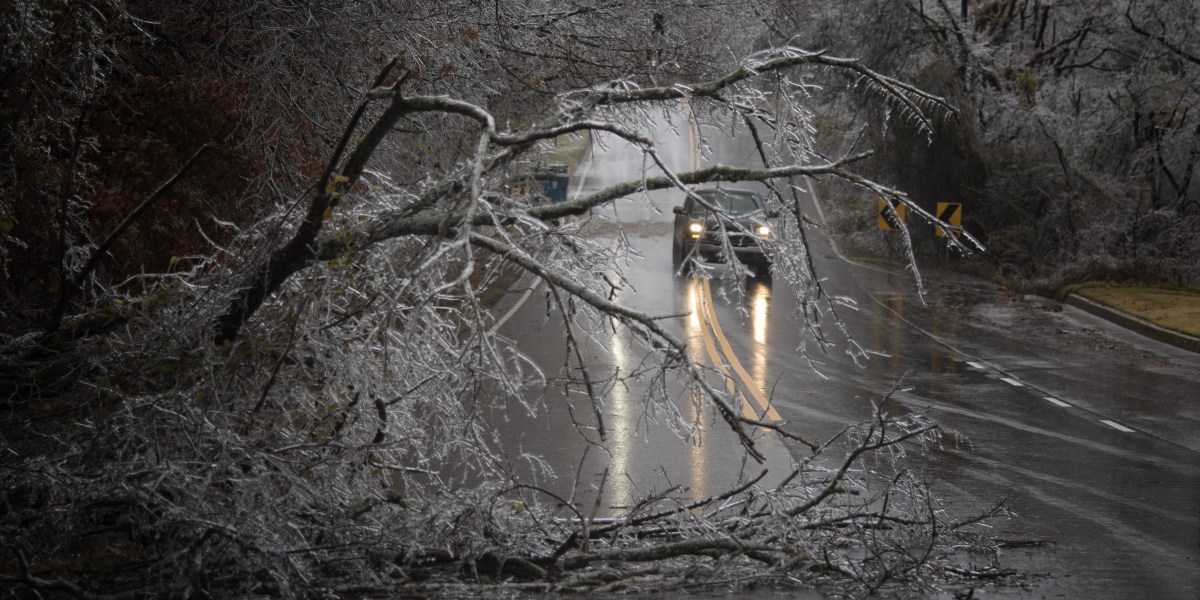 6 Dead in Ice Storms Across Midwestern U.S. | Fortune