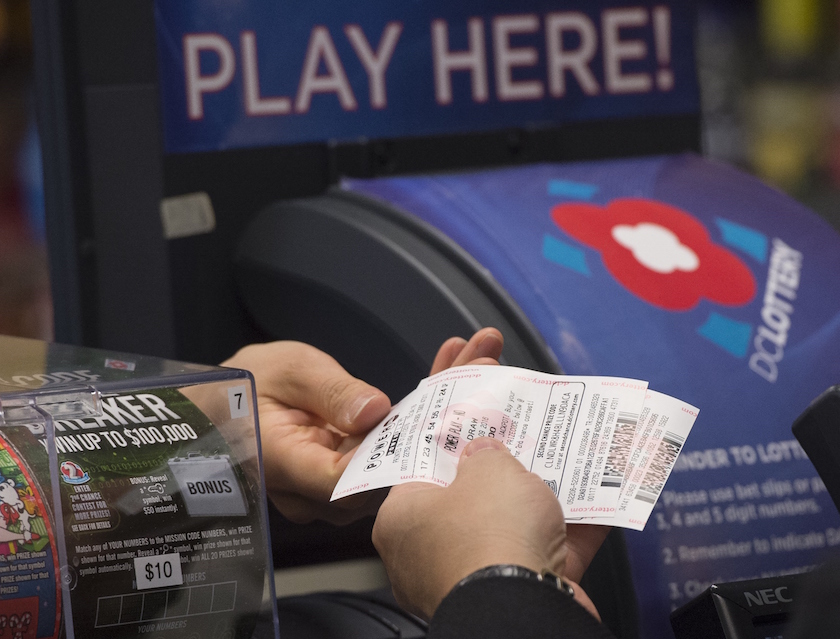 US-LOTTERY-POWERBALL-LIFESTYLE