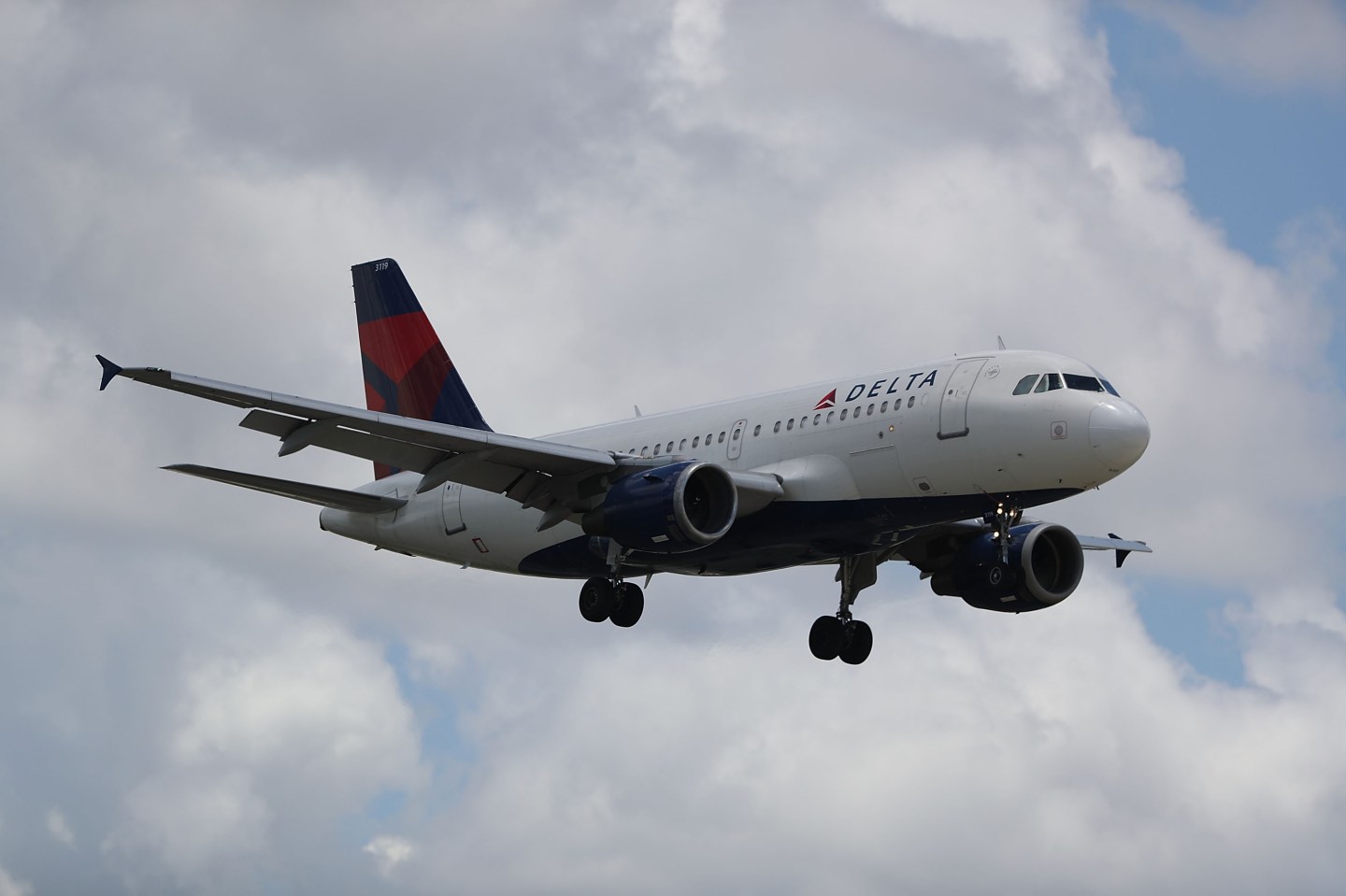 Delta Announces Quarterly Earnings And Reductions In Capacity Over Brexit