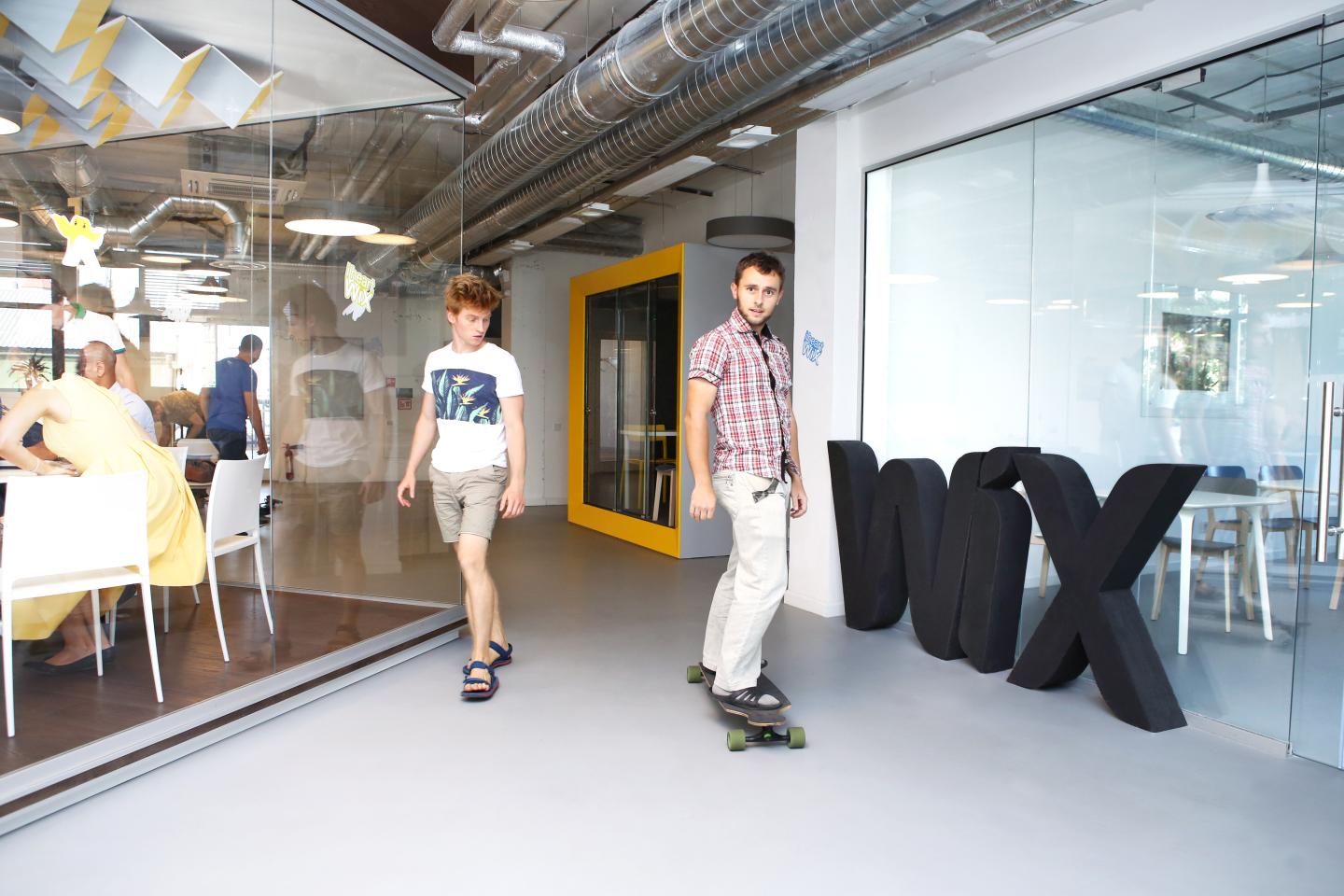 Israel’s Wix Buys Online Design Community, Raises Outlook