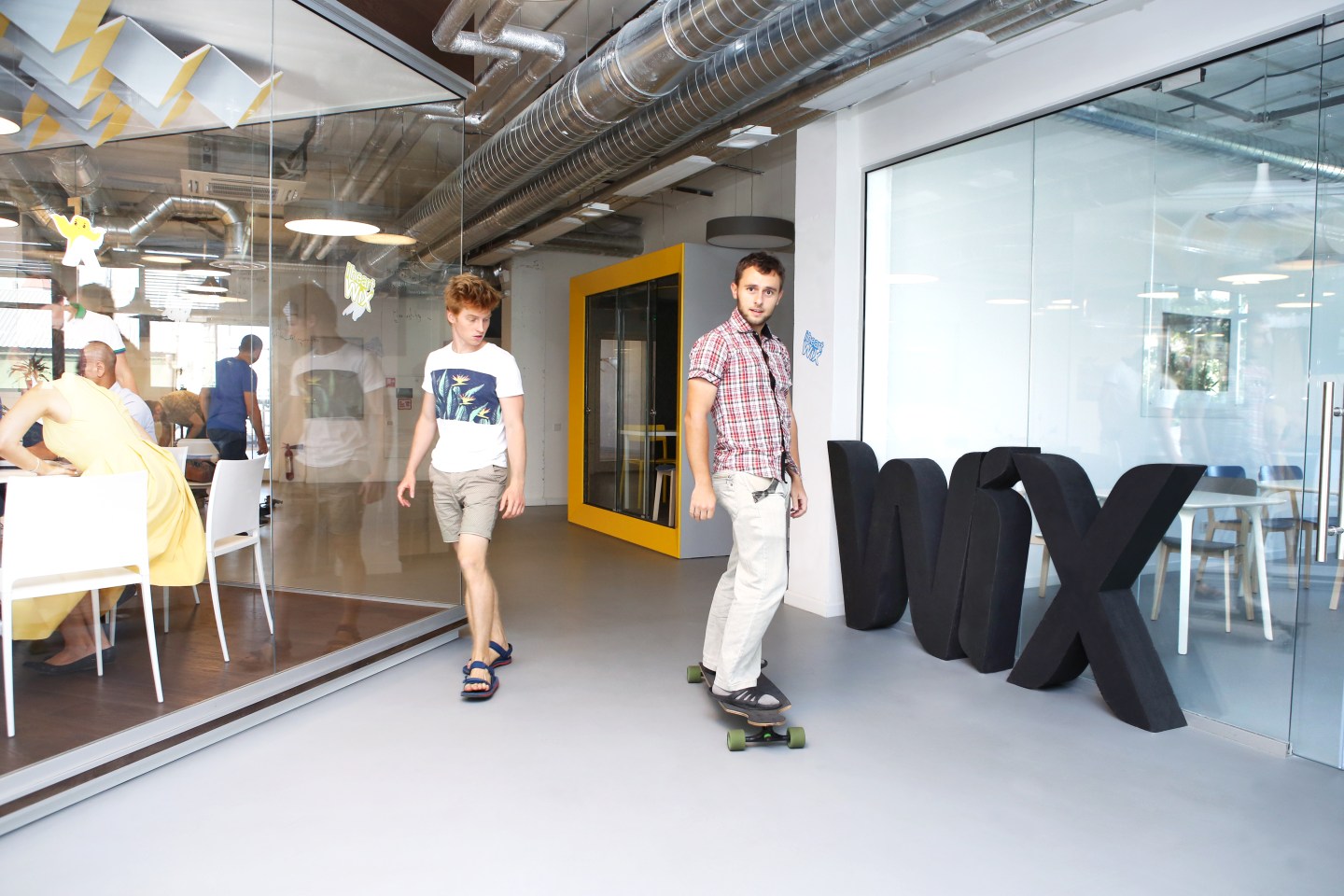 Israel’s Wix Buys Online Design Community, Raises Outlook
