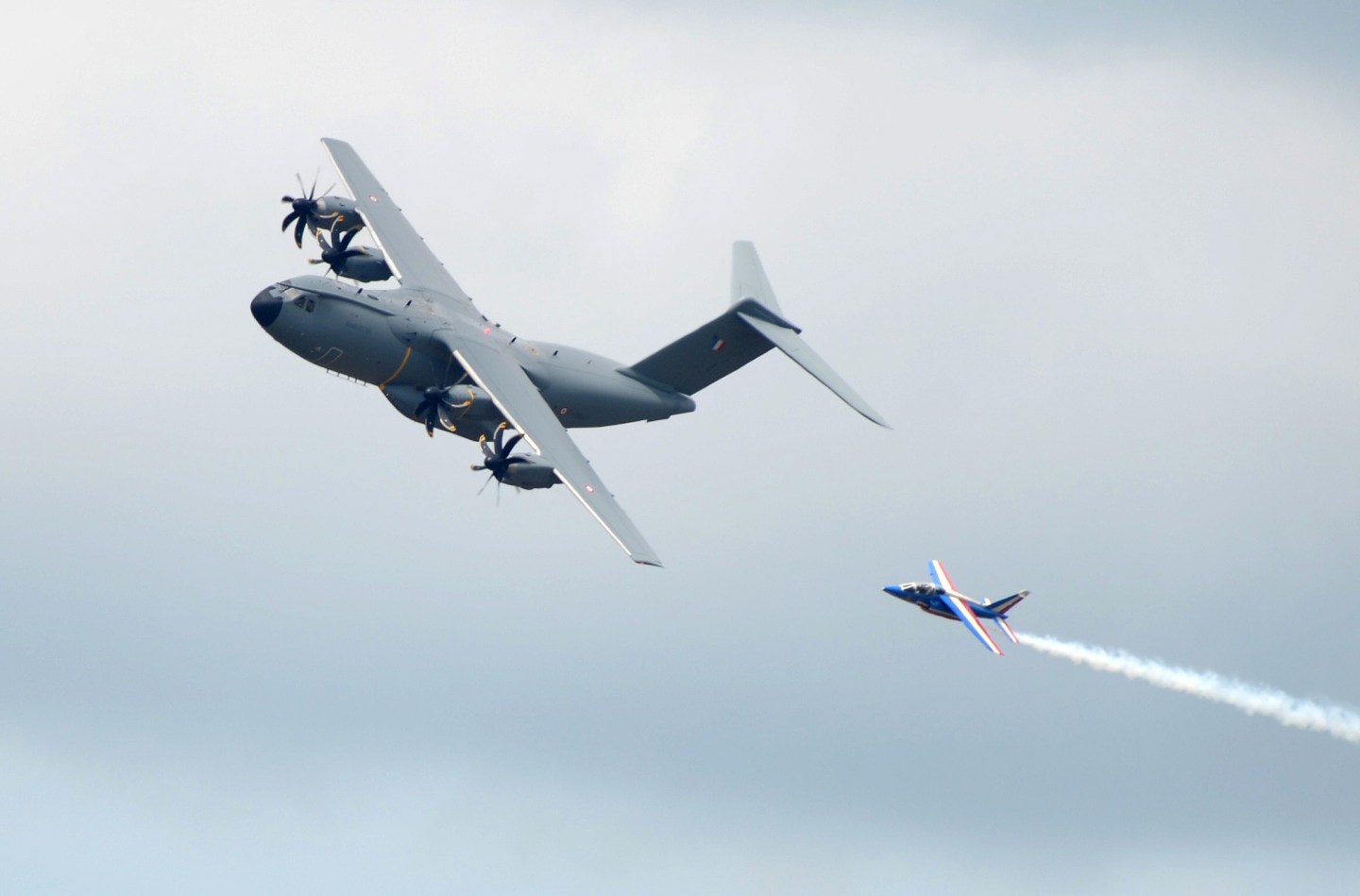 FRANCE-TRANSPORT-AVIATION-AIRSHOW-A400M