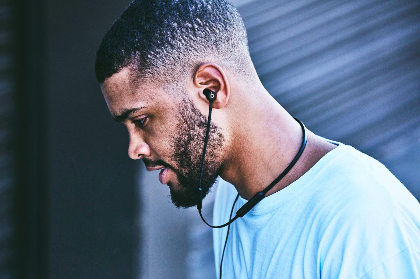 Apple’s BeatsX Is a Great Option If You Don’t Want AirPods