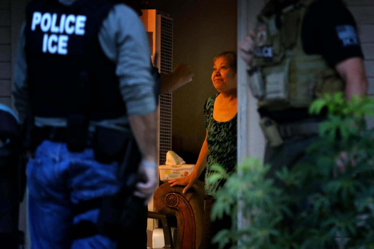 ICE's Fugitive Operation Team