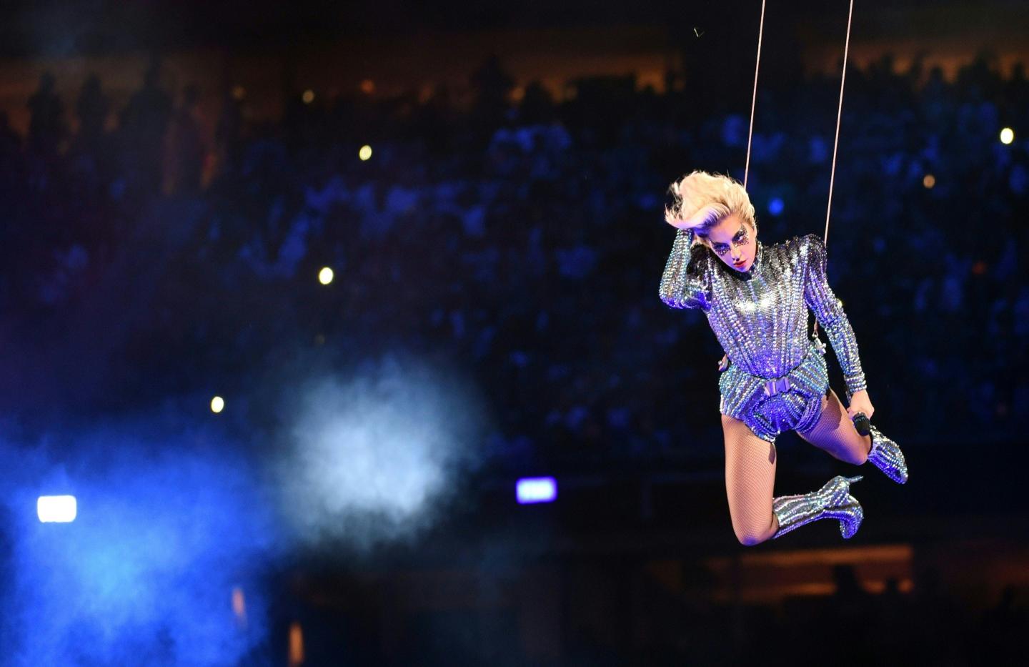 AMFOOT-NFL-SUPERBOWL-HALFTIME