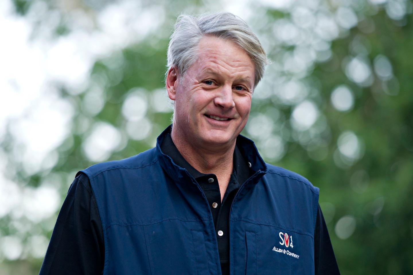 John Donahoe, chief executive officer of eBay Inc., arrives for a morning session during the Allen &amp; Co. Media and Technology Conference in Sun Valley, Idaho, U.S., on Friday, July 11, 2014. Technology companies