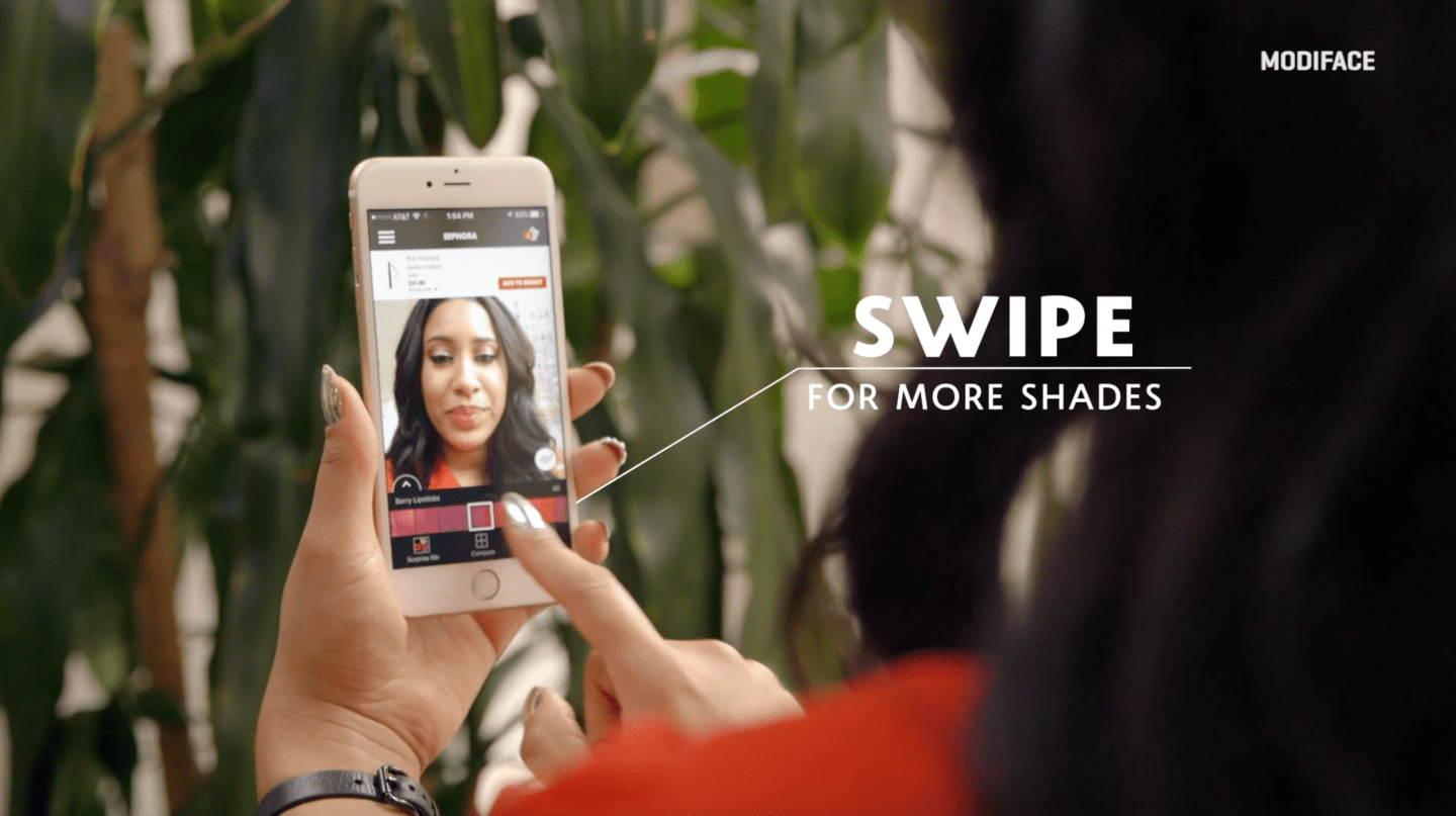 This App Lets You Virtually Try on Makeup