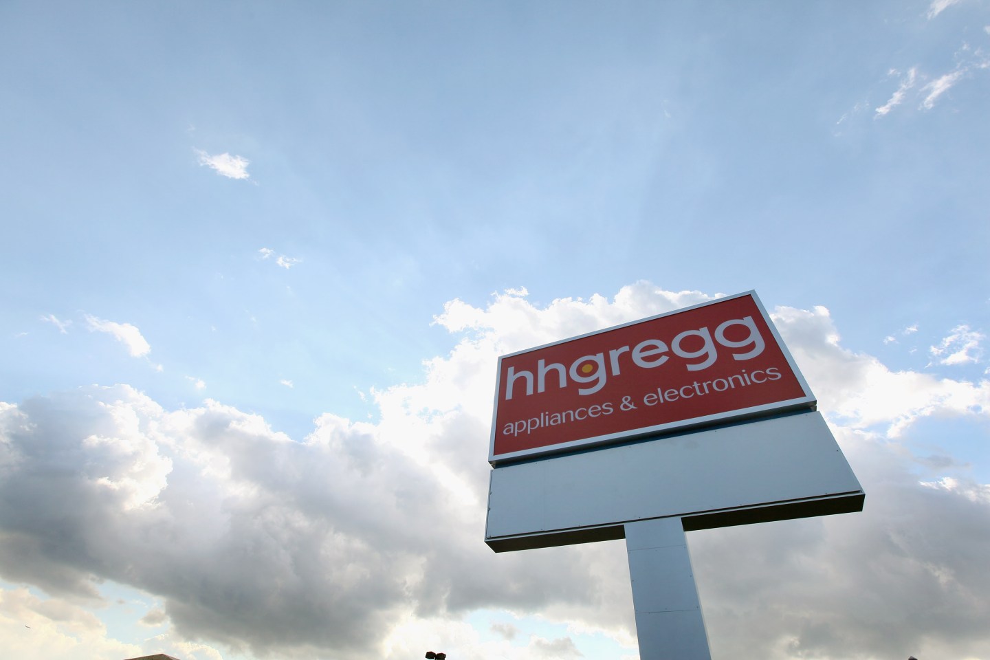 Electronics And Appliance Retailer hhgregg To Open 14 Chicago-Area Stores