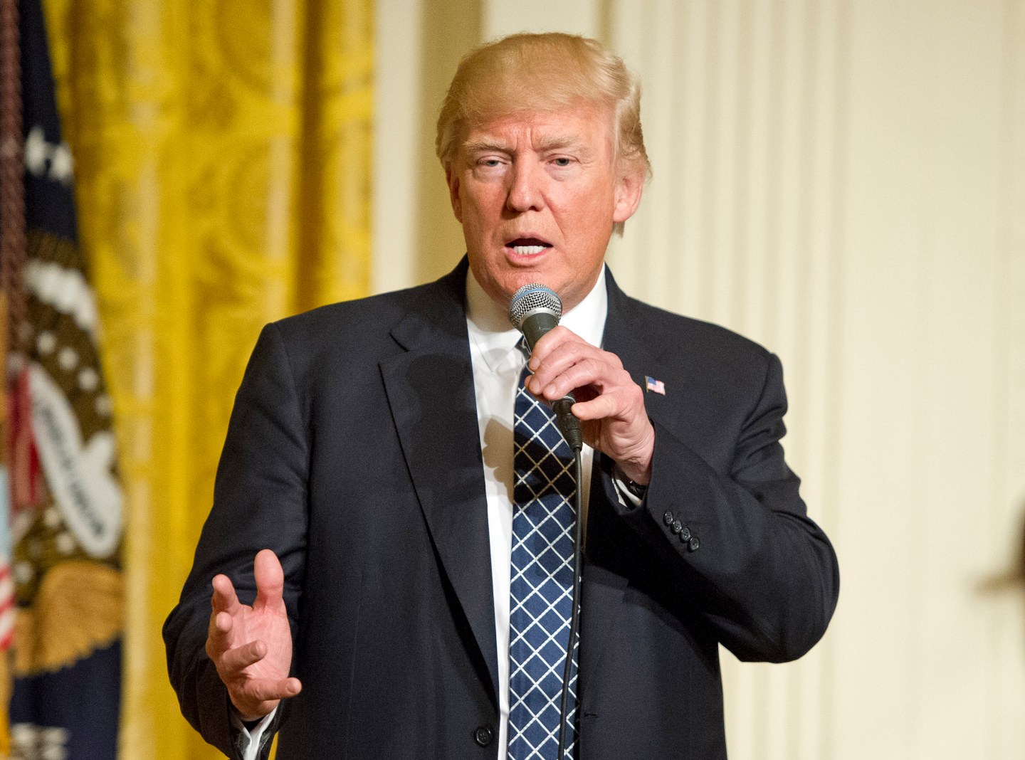 Trump Hosts a Reception for US Senators