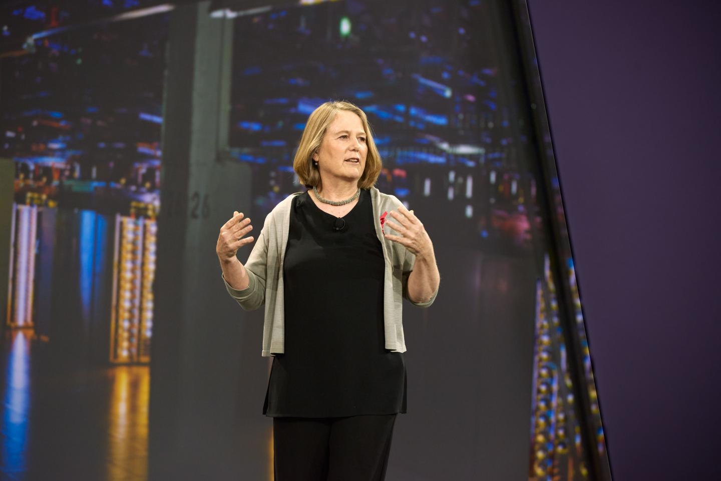 Google Exec Says Its Cloud Could Surpass Amazon Cloud by 2022