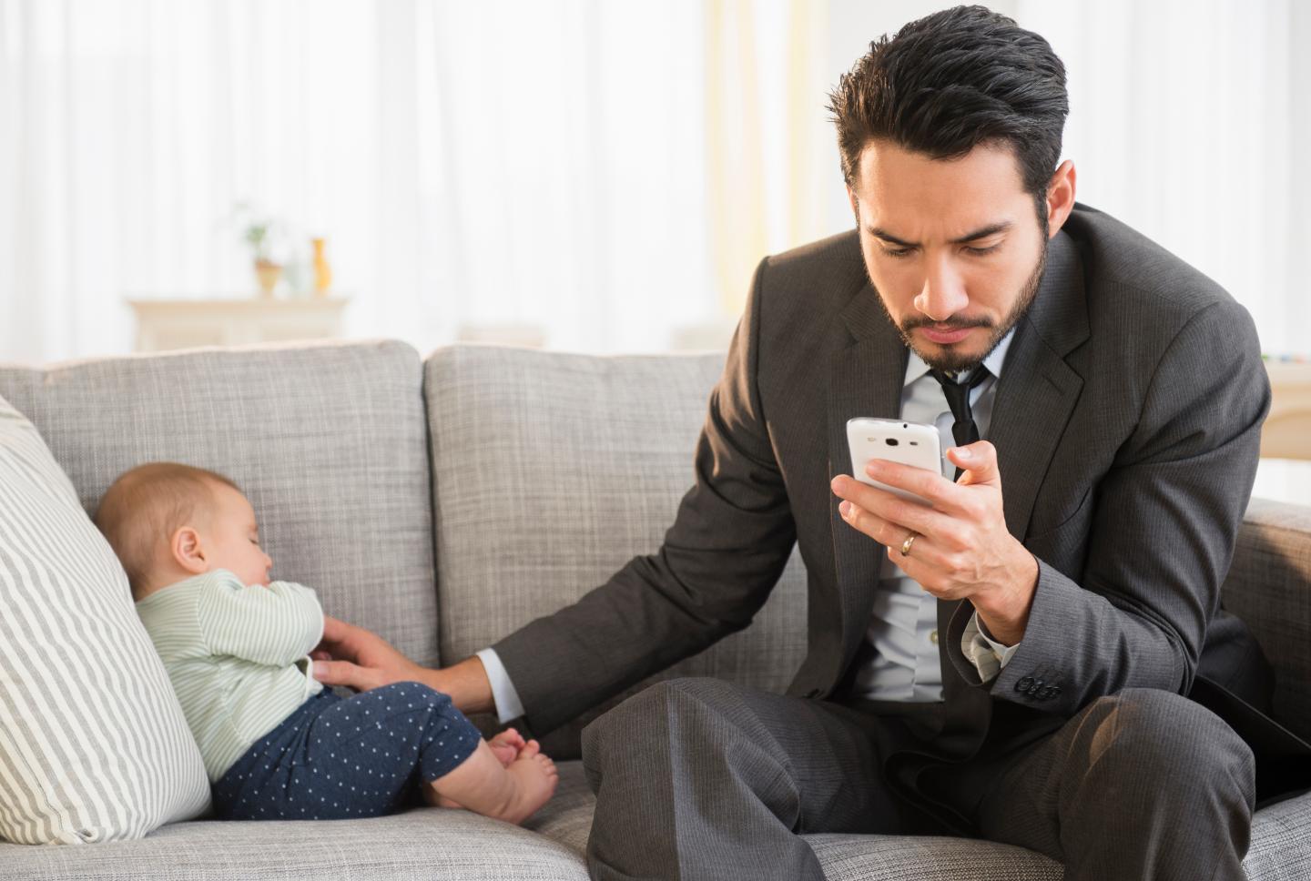 Don’t Try to Get Work Done While Spending Time With Your Family