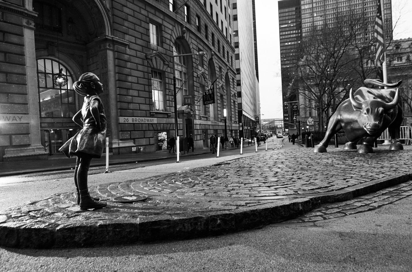 There’s Now a Statue of a Fearless Little Girl Staring Down Wall Street’s Charging Bull