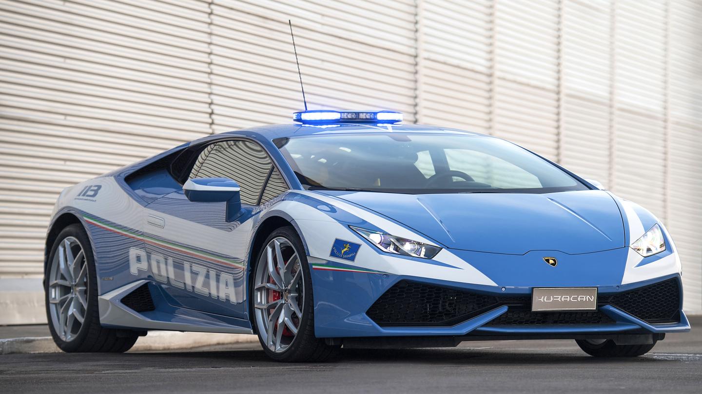 Italy’s Newest Police Car Is a Lamborghini