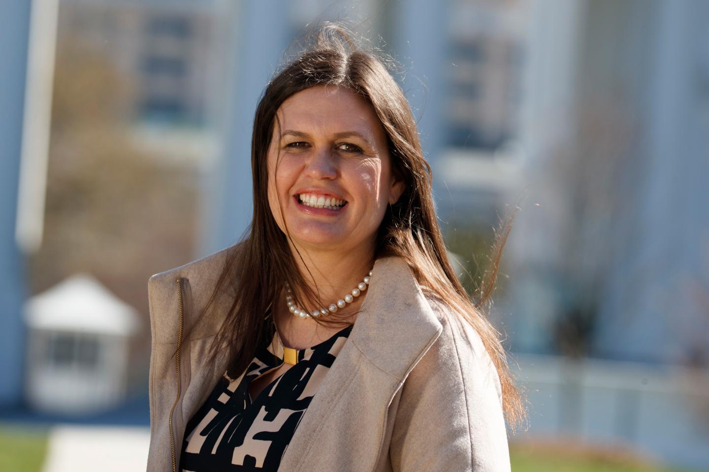 Donald Trump, Sarah Huckabee Sanders
