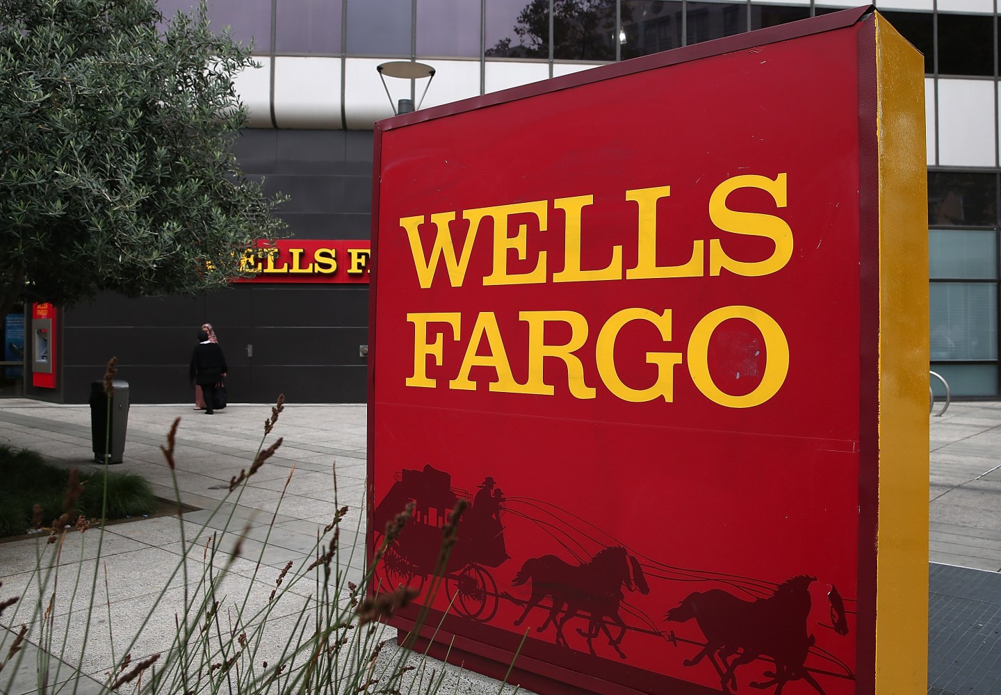 Wells Fargo Reports Quarterly Earnings Rise 13 Percent