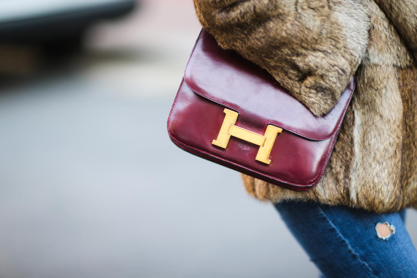Street Style : Paris Fashion Week - Menswear Fall/Winter 2017/2018 : Day Four
