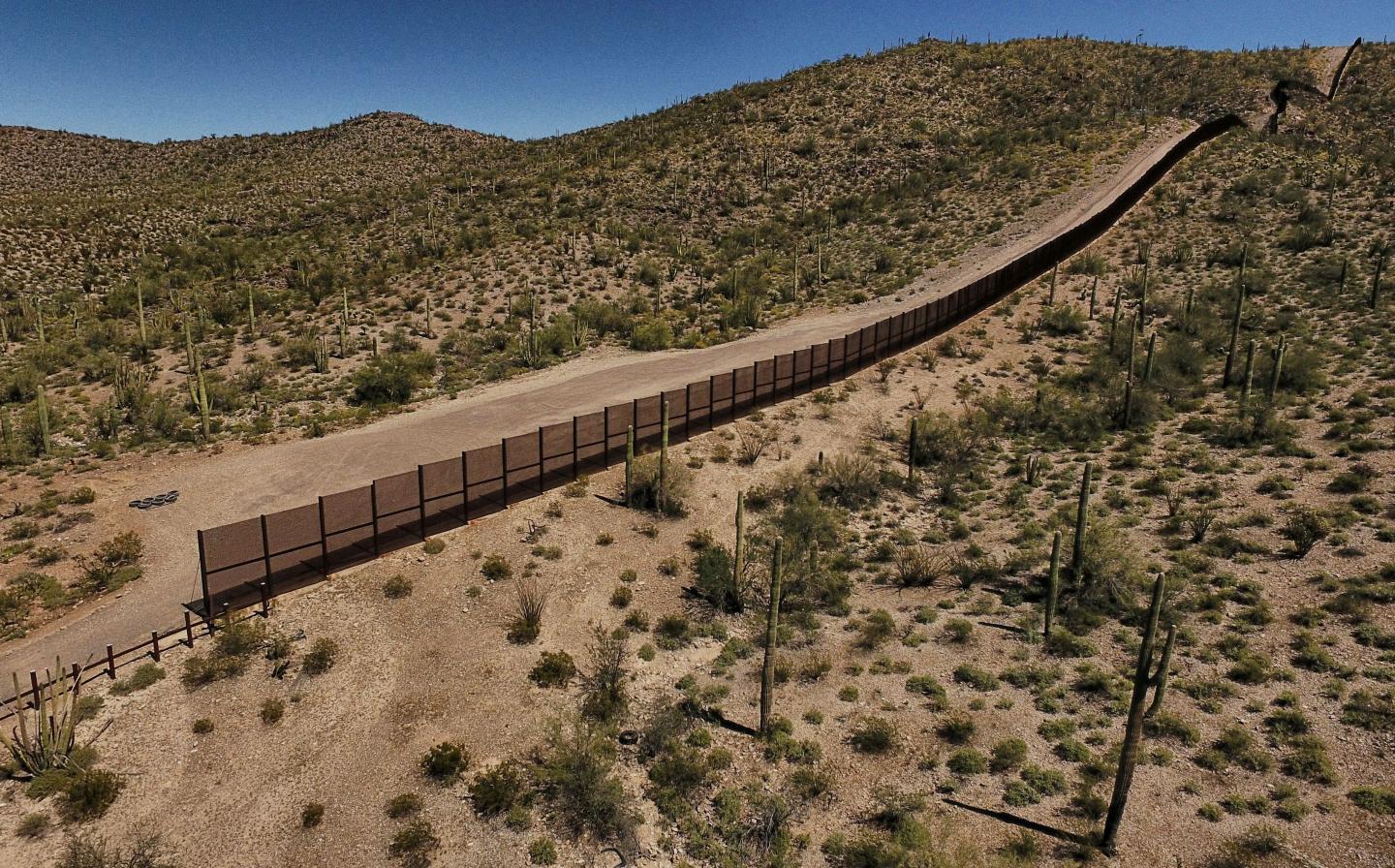 MEXICO-US-BORDER-WALL-WILDLIFE