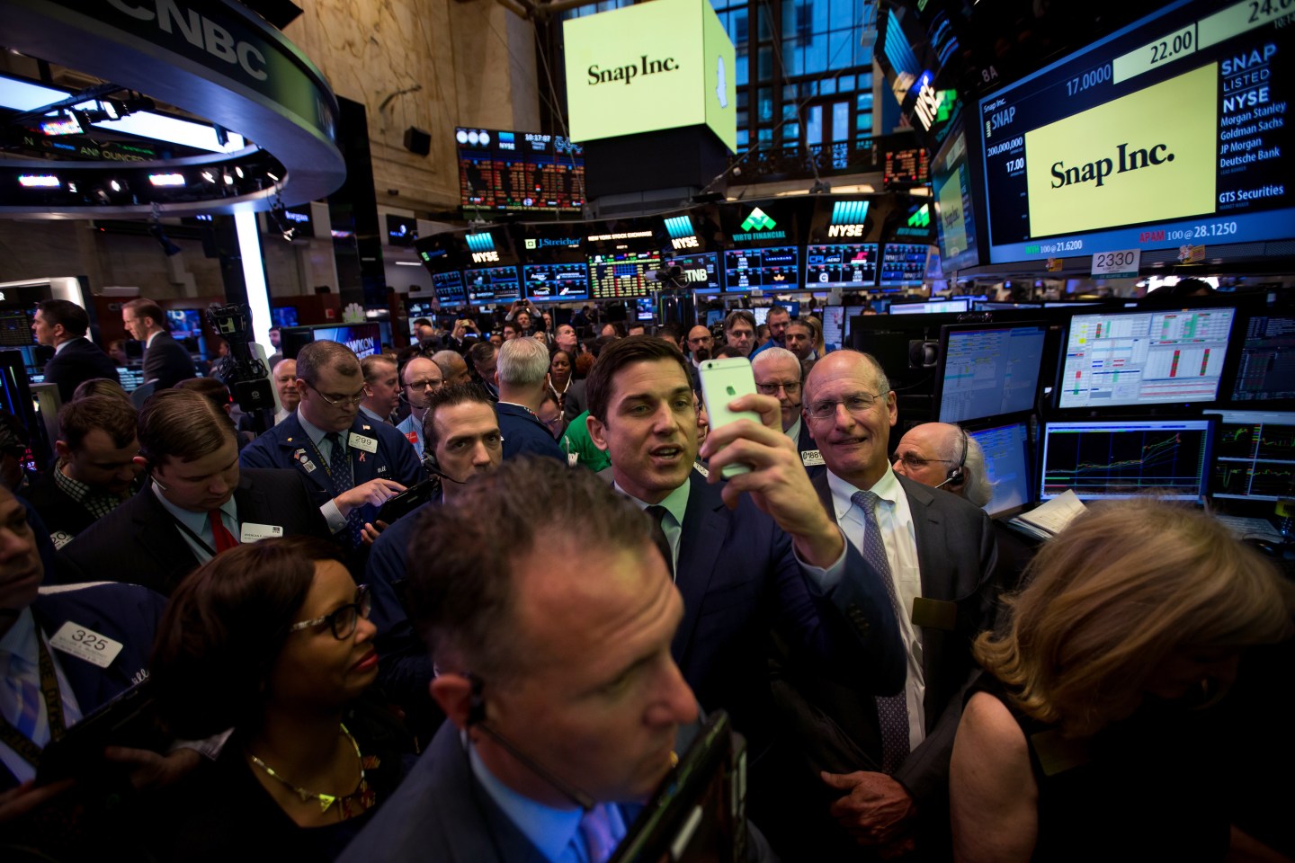 Trading On The Floor Of The NYSE As All Eyes on Snap After 2017's First Tech IPO Prices Above Range
