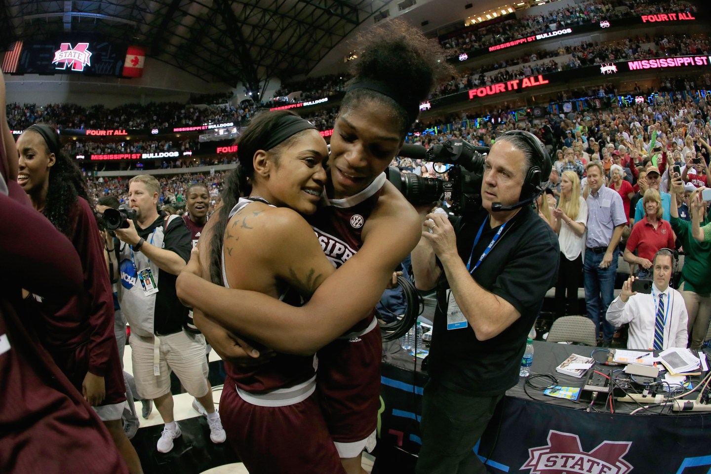 Mississippi State v Connecticut