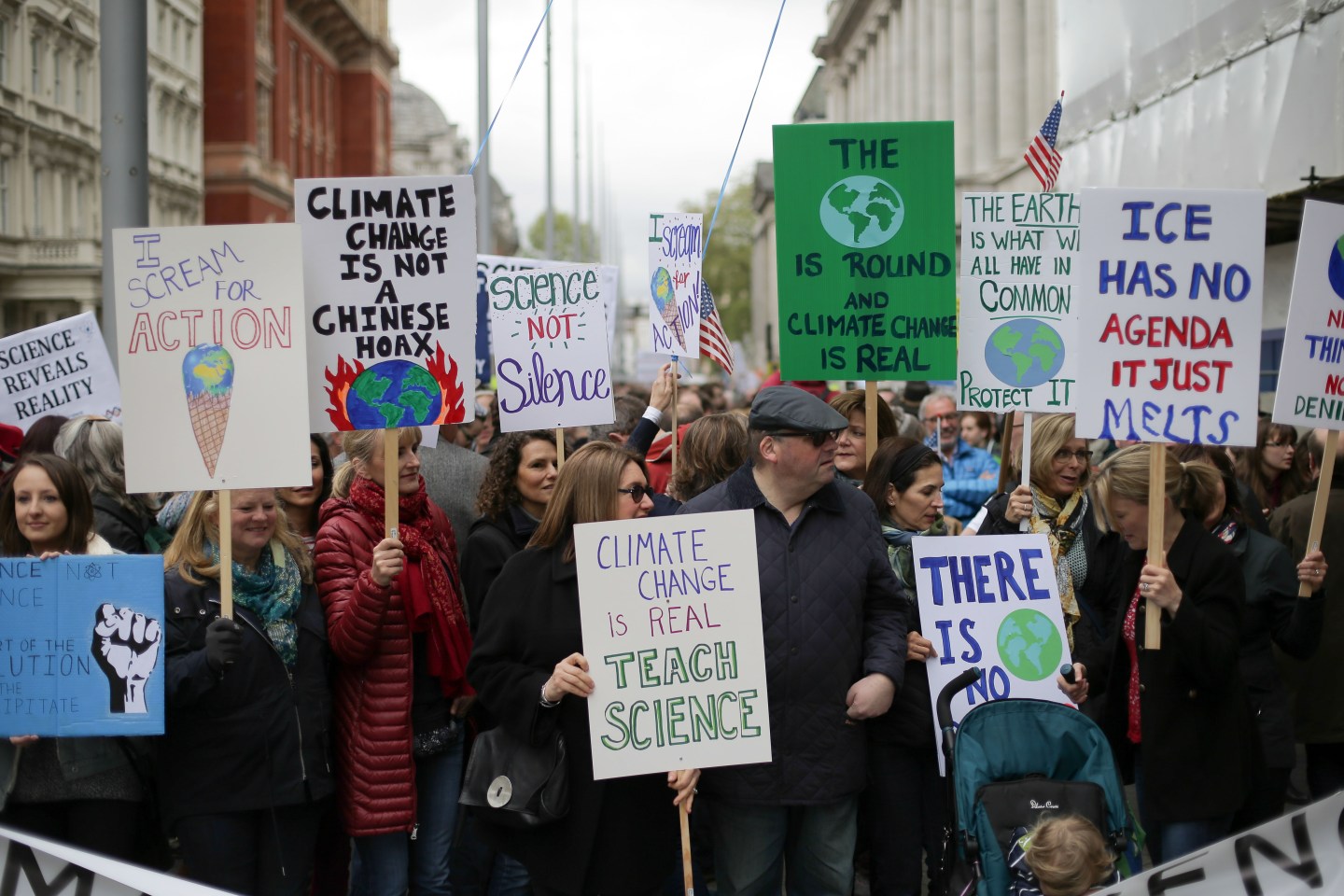BRITAIN-ENVIRONMENT-SCIENCE-PROTEST