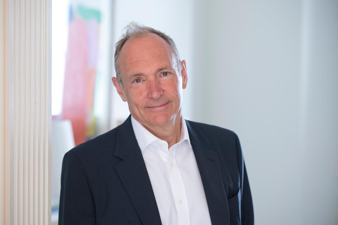 Web Maestro Tim Berners-Lee Wins Prestigious Tech Award