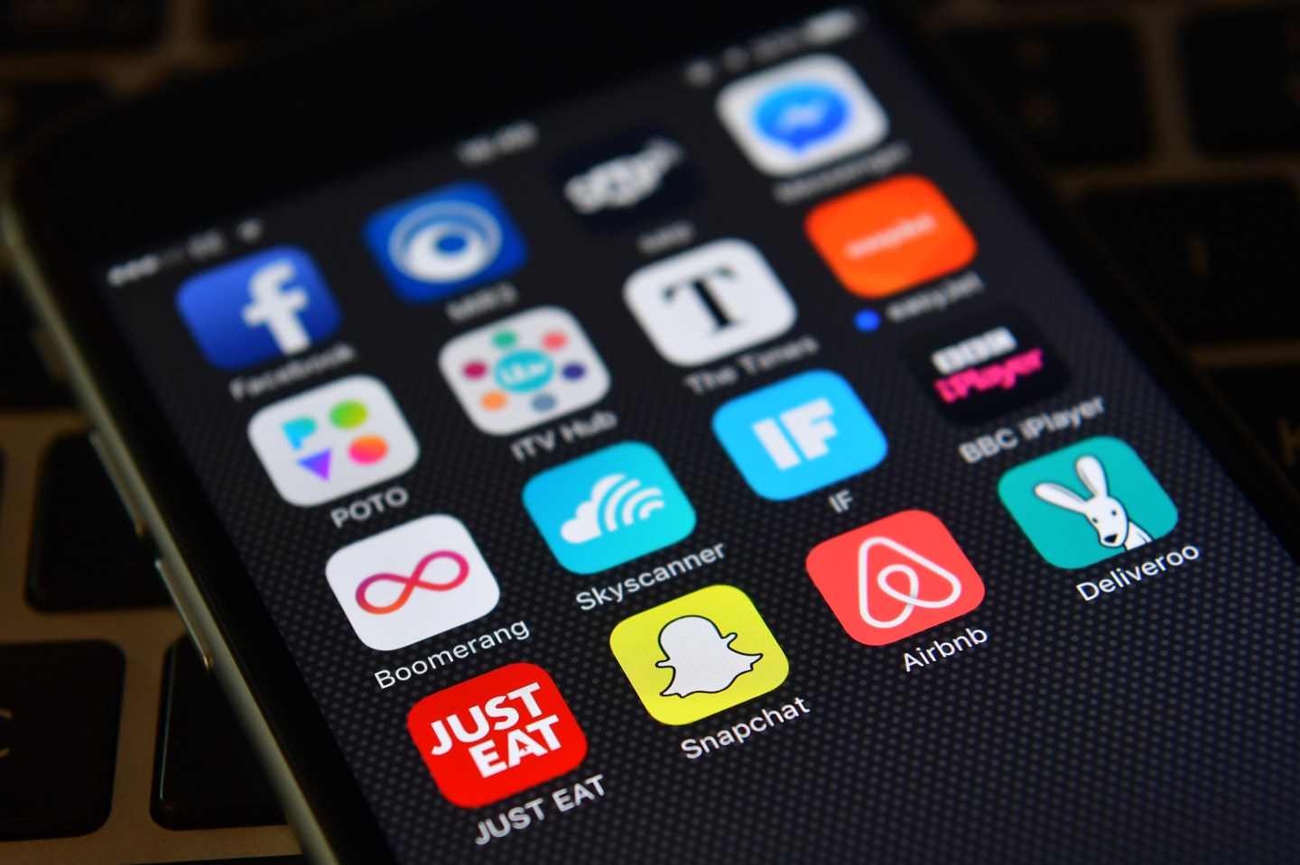 Popular Smart Phone Apps Of 2016