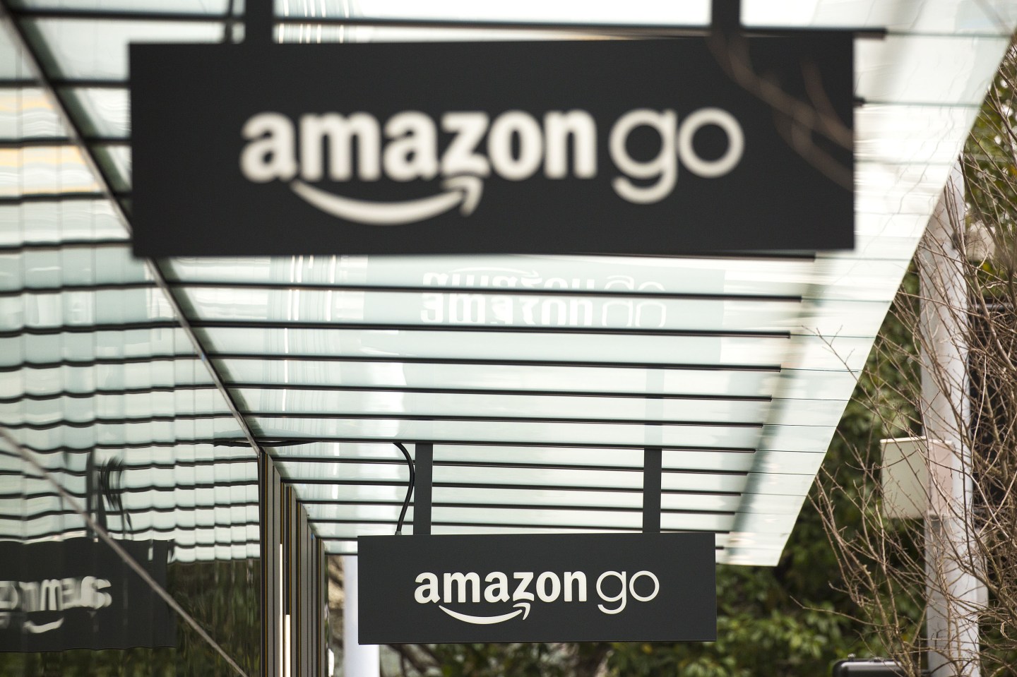 Inside Amazons Battle to Break Into the $800 Billion Grocery Market