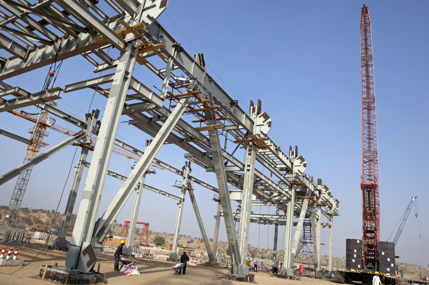Coal Addiction Spreads As Chinese Workers Dig in Pakistan Desert