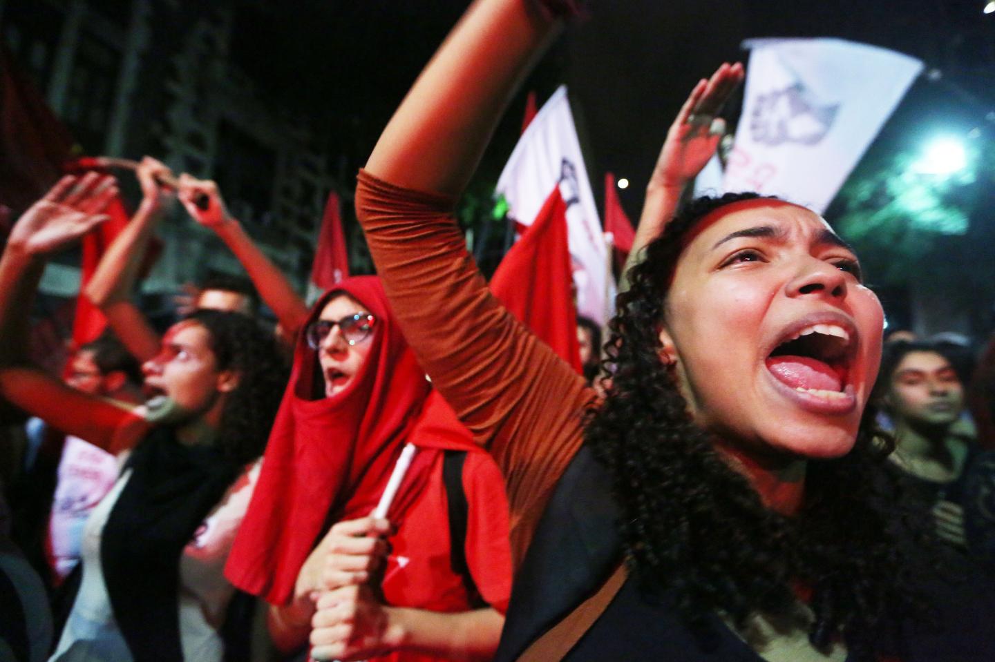 Riots Erupt In Brazil After Embattled President Temer Refuses To Resign
