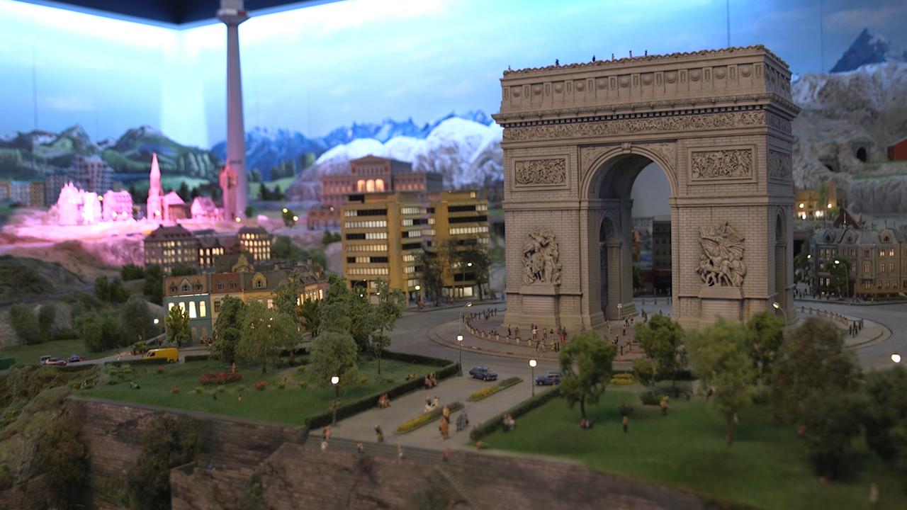 Check out Manhattan’s Newest Attraction: A 50,000-Square-Foot Miniature World
