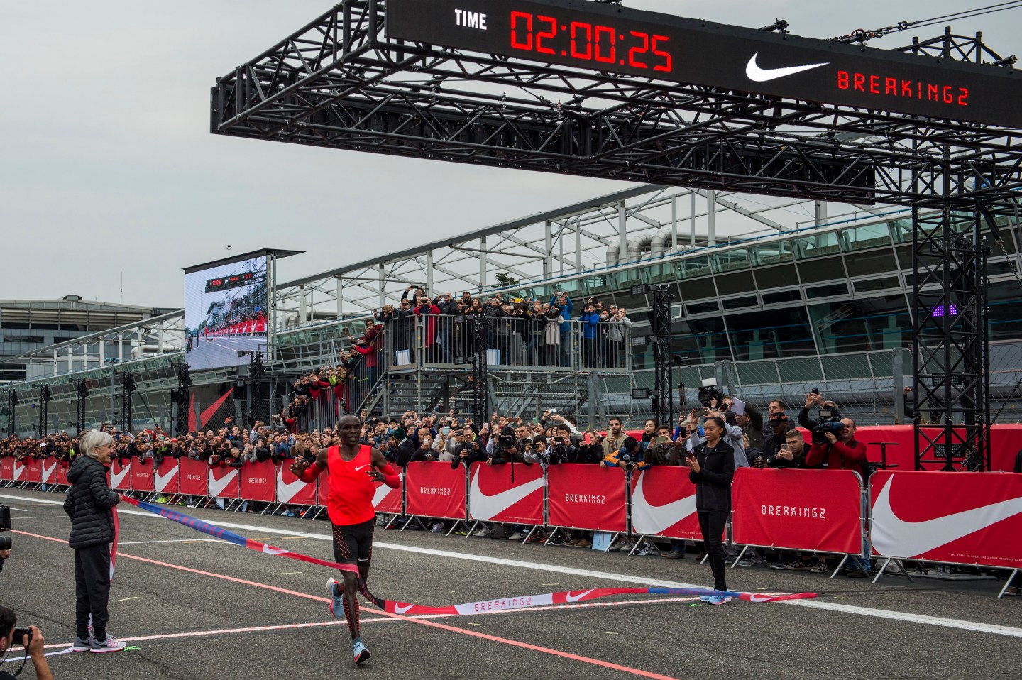 Nike Runner Narrowly Misses Shattering Two Hour Marathon Record