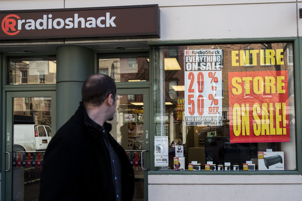 Radio Shack Declares Bankruptcy