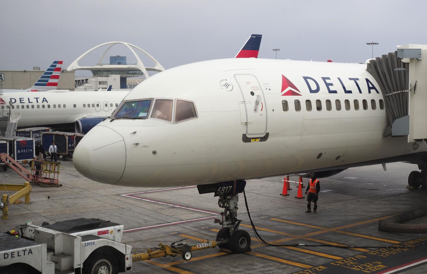 US-TRAVEL-DELTA-PASSENGERS