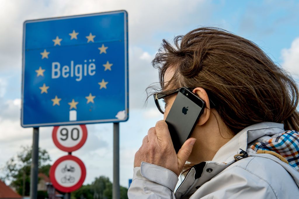 FRANCE-BELGIUM-EU-TELECOMMUNICATION-ROAMING
