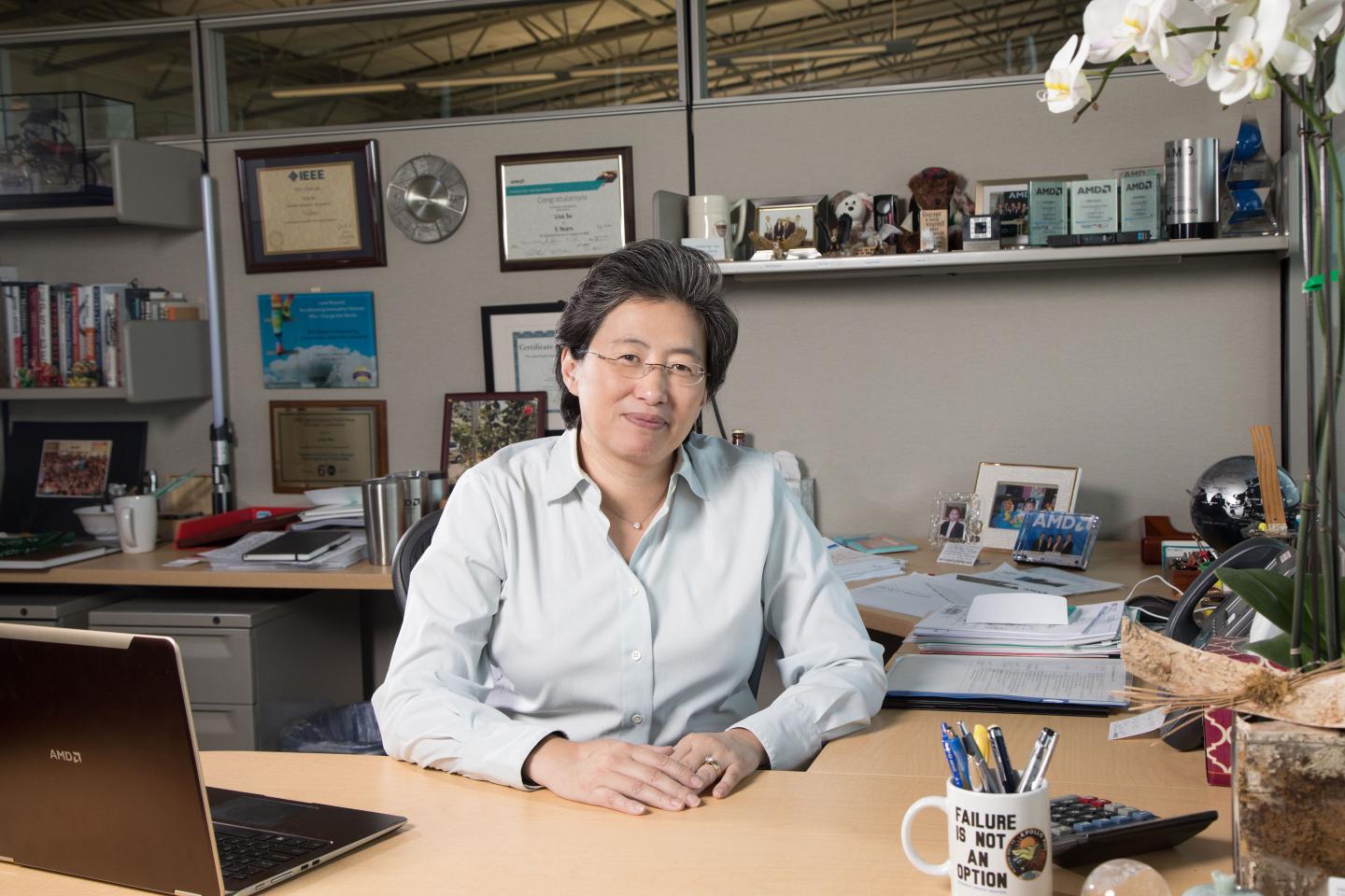 Chipmaker AMD Makes a Big Bet on Brand-New Tech
