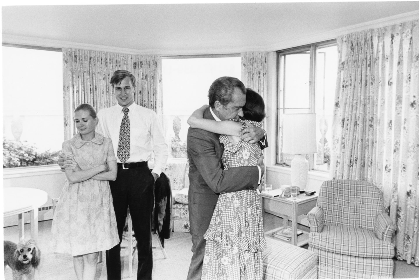richard nixon, richard nixon facts, watergate, watergate scandal, richard nixon photos, richard nixon photo gallery, richard nixon resignation, white house