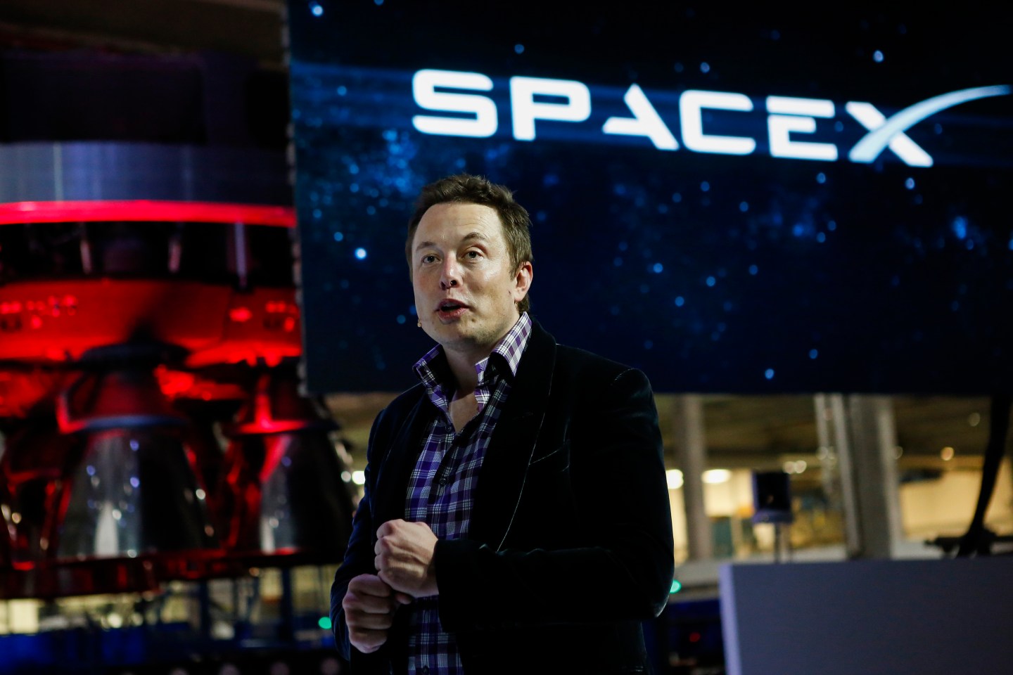 SpaceX CEO Elon Musk Unveils The Dragon V2 Space Taxi