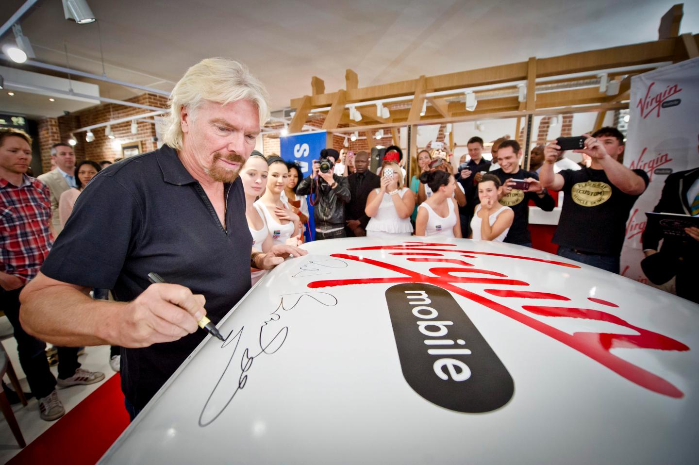 Virgin Mobile SA breaks World Record