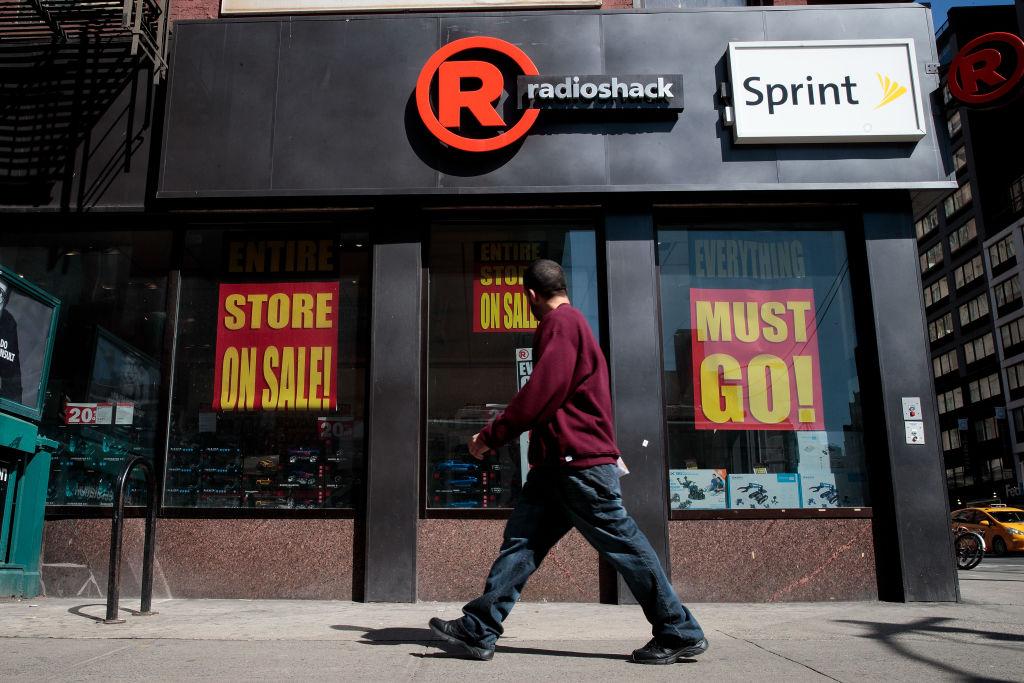 Radio Shack Declares Bankruptcy