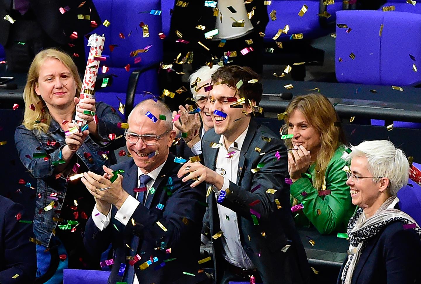 GERMANY-POLITICS-GAY-MARRIAGE-HOMOSEXUALITY-PARLIAMENT