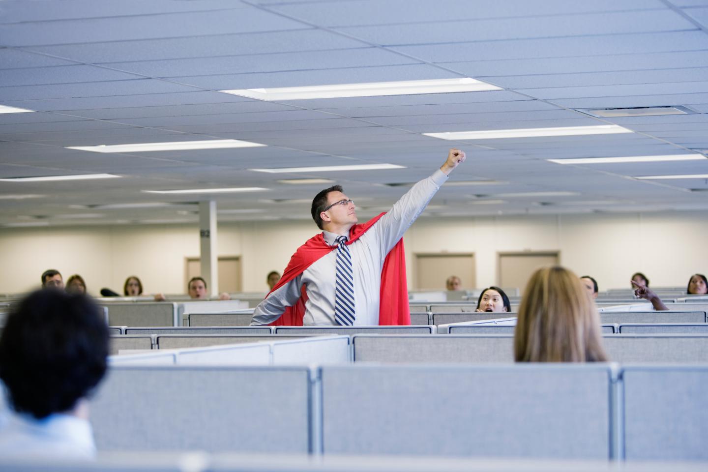 4 Ways to Wow Your New Colleagues on Day One