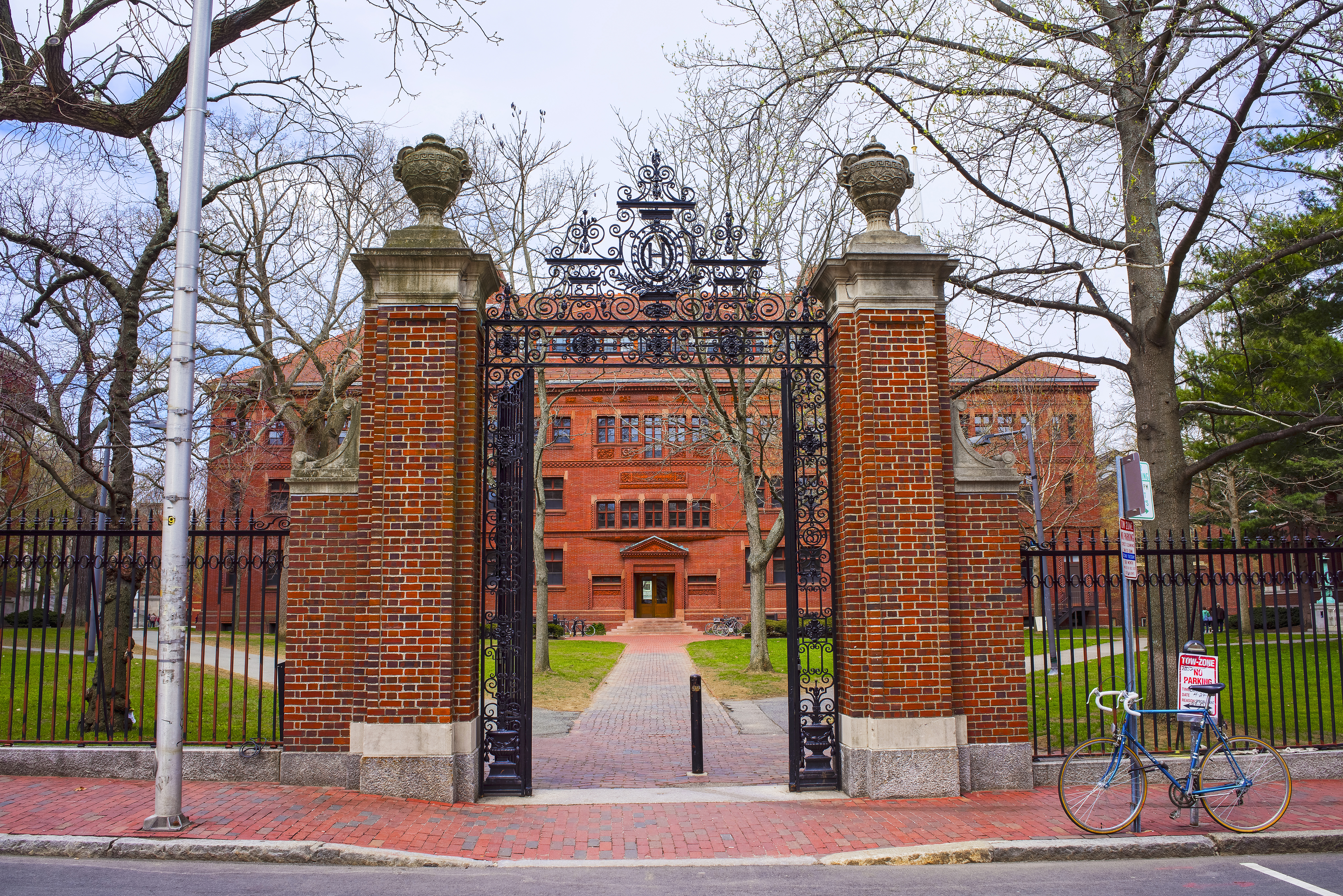Harvard Was Right to Snatch Back Those Students' Acceptance