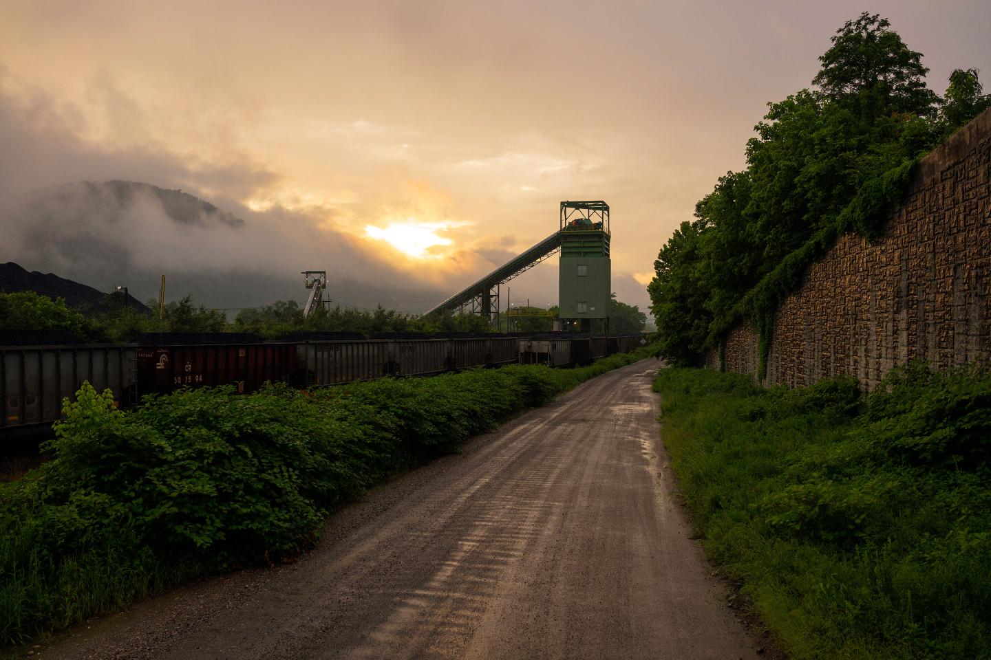 Cheap Solar Power Could Gut the Global Coal Industry by 2040
