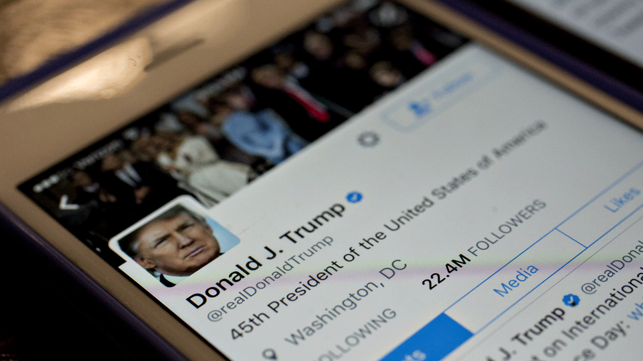 How Cyberbullying and Twitter Attacks Can Wreck Your Mental Health