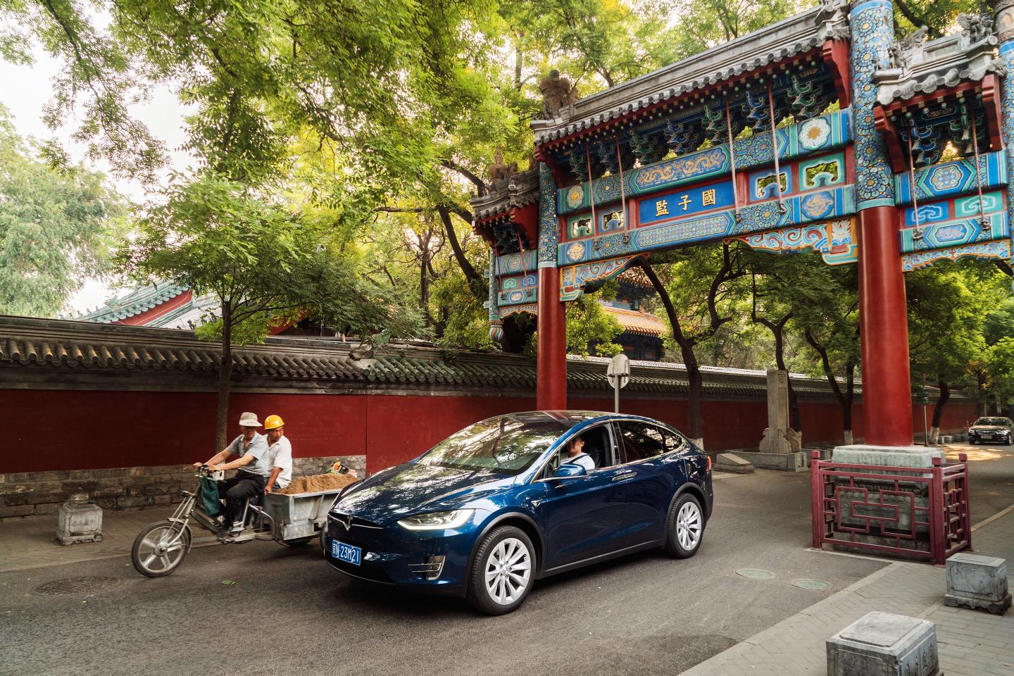 What Volvo’s Electric Car Ambitions Mean for Tesla